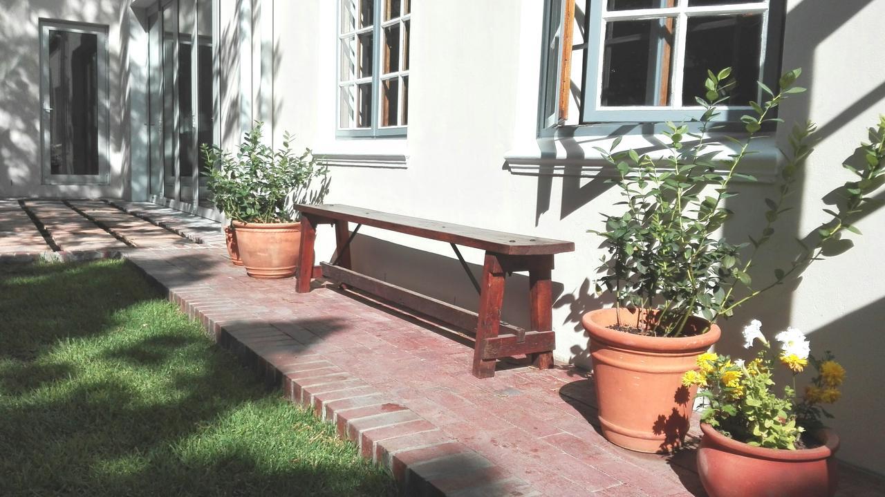 3 On Roux Bed & Breakfast Franschhoek Bagian luar foto