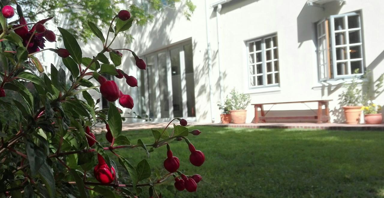 3 On Roux Bed & Breakfast Franschhoek Bagian luar foto