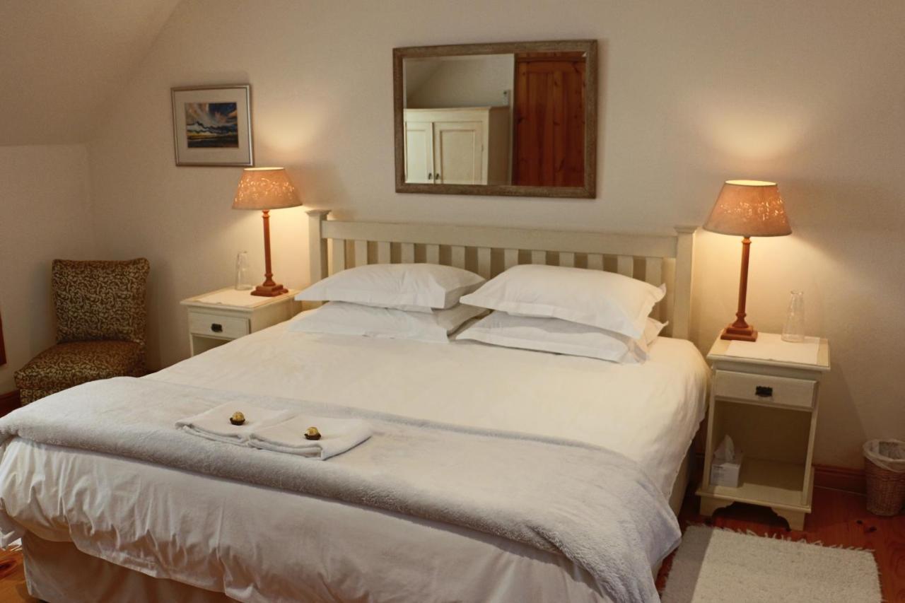 3 On Roux Bed & Breakfast Franschhoek Bagian luar foto