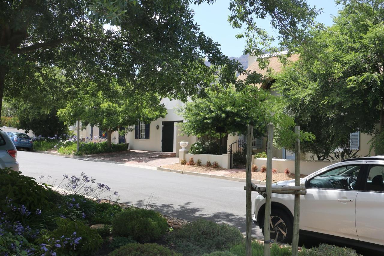 3 On Roux Bed & Breakfast Franschhoek Bagian luar foto