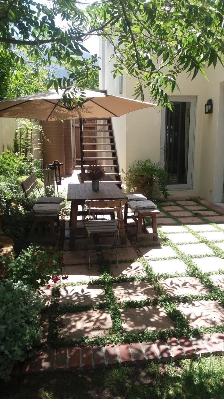 3 On Roux Bed & Breakfast Franschhoek Bagian luar foto